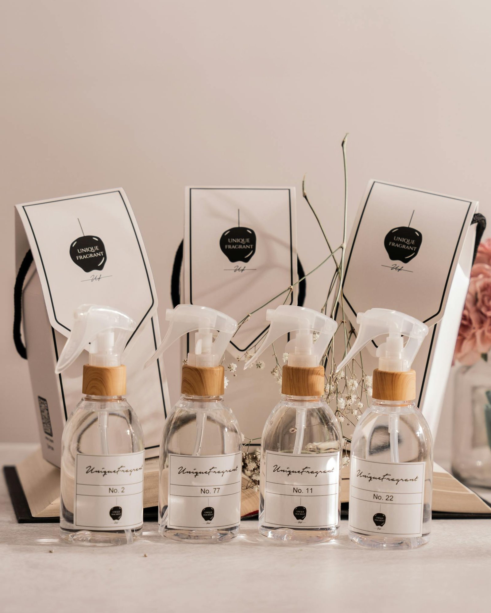 Elegant decorative fragrance bottles and gift boxes on display, perfect for lifestyle shoots.